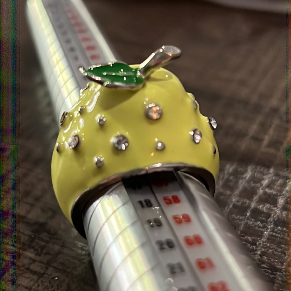 Fun Cocktail Ring! - image 7